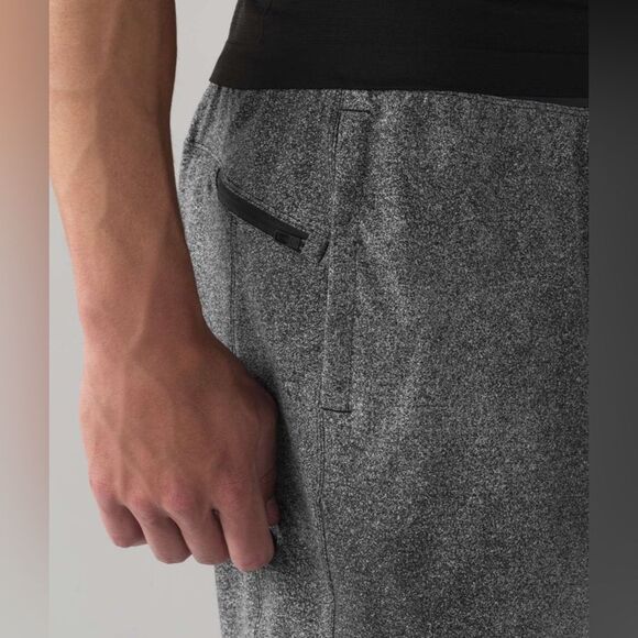 Lululemon T.H.E. Short *Linerless 7" Large M7901S Carbon Mist Alpine Graphite - Picture 4 of 15